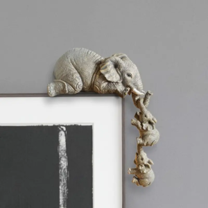 3pcs/set Adorable Elephant Hanging Decor - Resin Crafts for Home and Room Décor