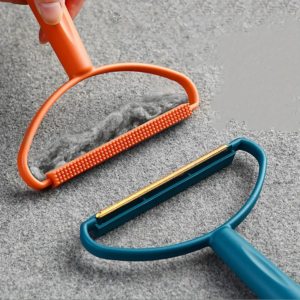 HAIR SCRAPER